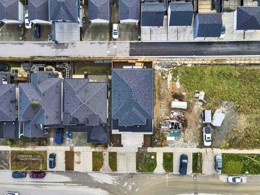 Photo of 16702 16a Avenue #102, Surrey, BC V3Z 0T3 (MLS # R3080225)