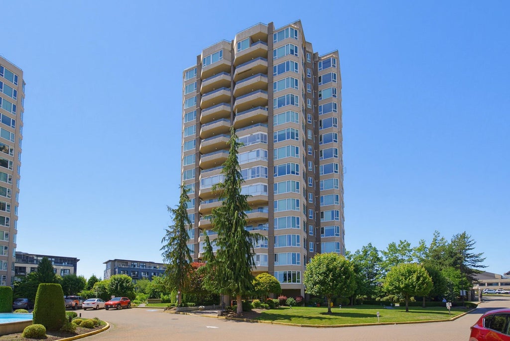 Photo of 3150 Gladwin Road #1602, Abbotsford, BC V2T 5S9 (MLS # R3138385)