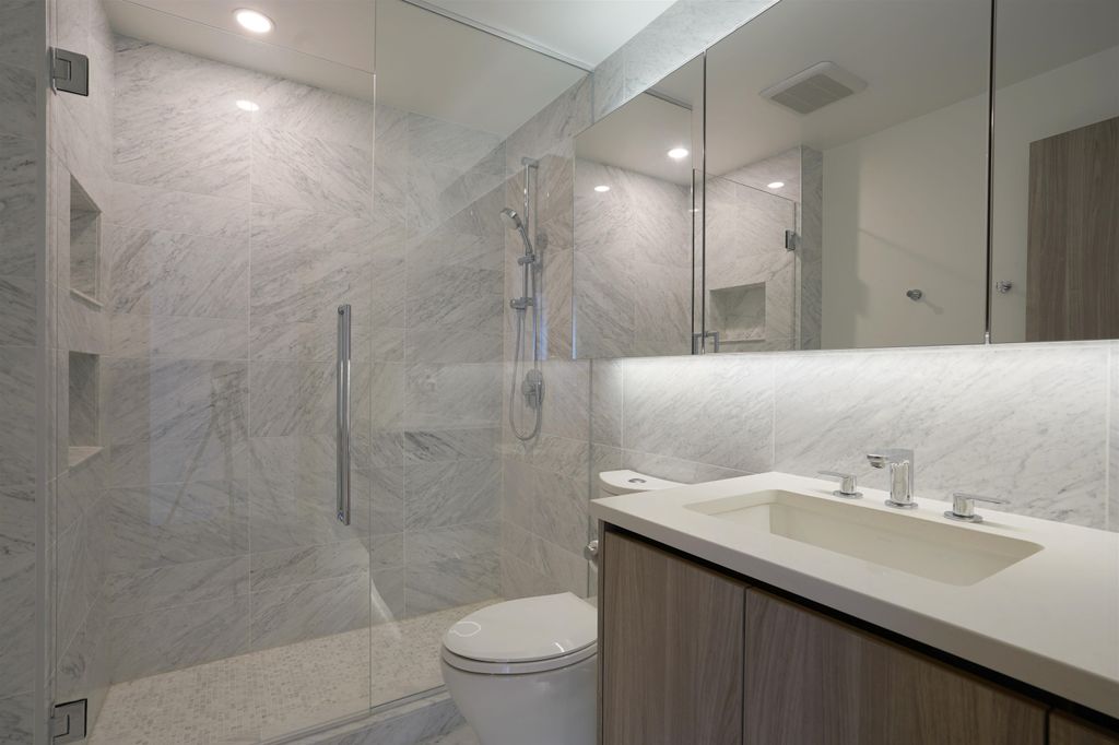 listing image 1102828940458327721