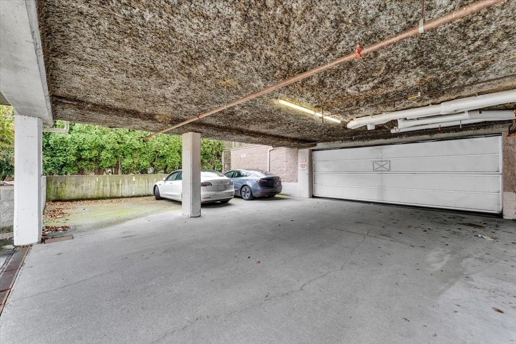 Photo of 46000 First Avenue #102, Chilliwack, BC V2P 1W1 (MLS # R3096443)