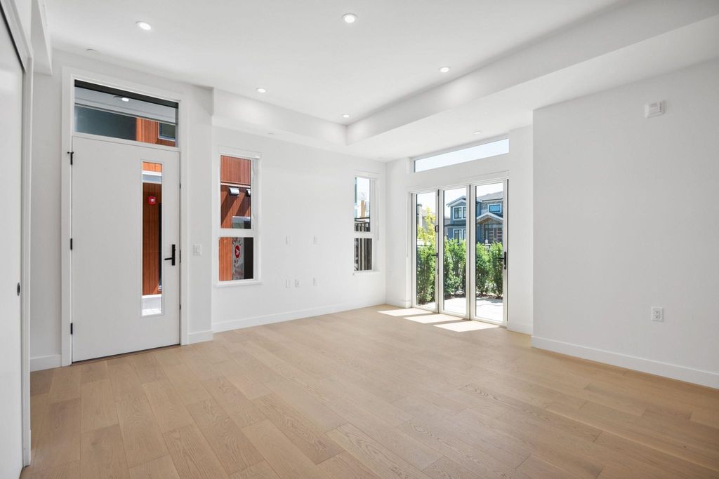 listing image 1105581710488513087