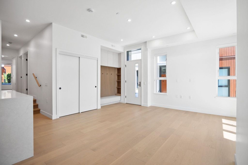 listing image 1102717336958270084