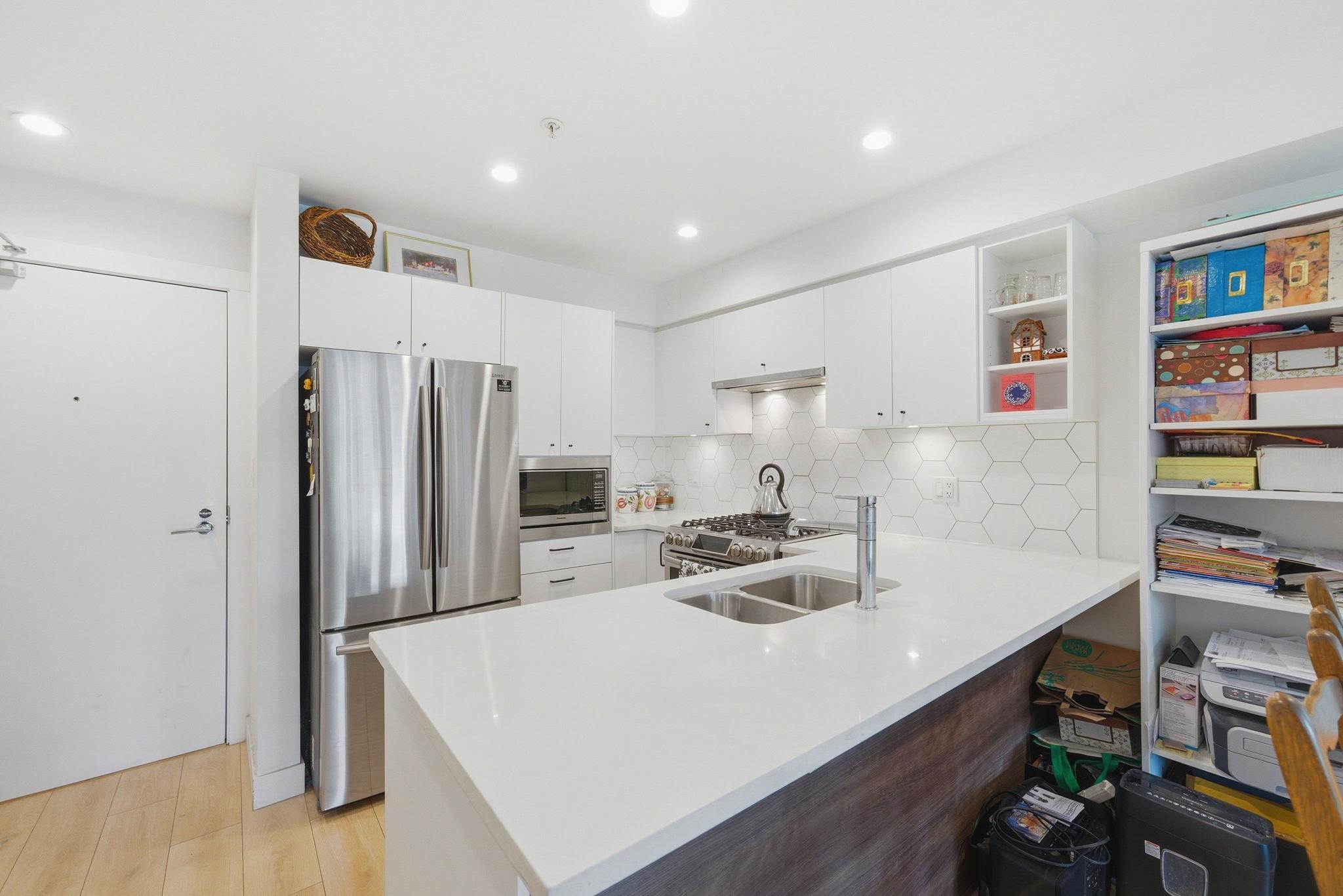 1519 Crown Street 204