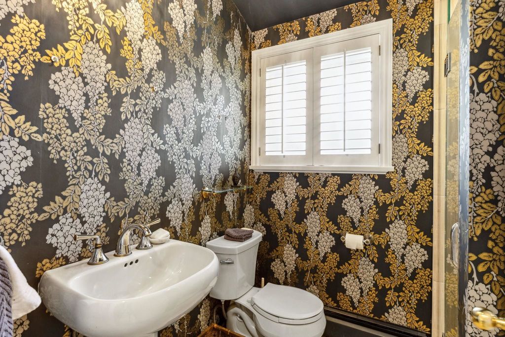 listing image 1106448461072046746
