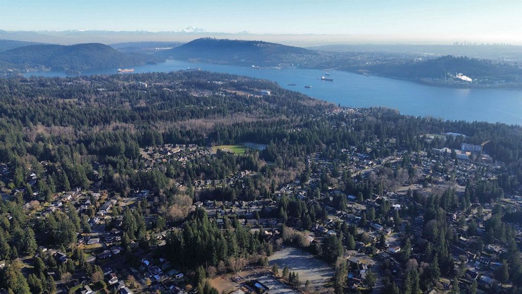 listing image 1104159957843037698