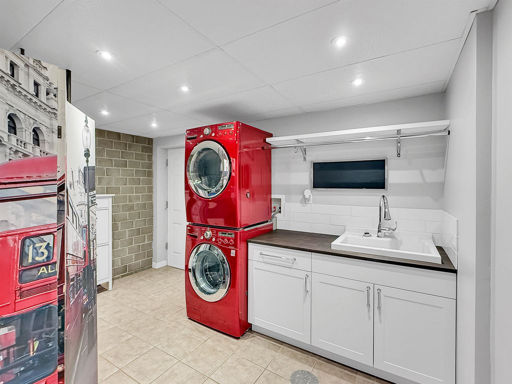listing image 1103511543020615688