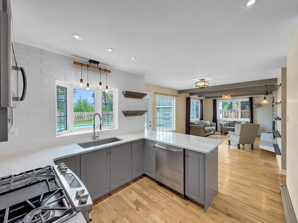 listing image 1105452668941820370