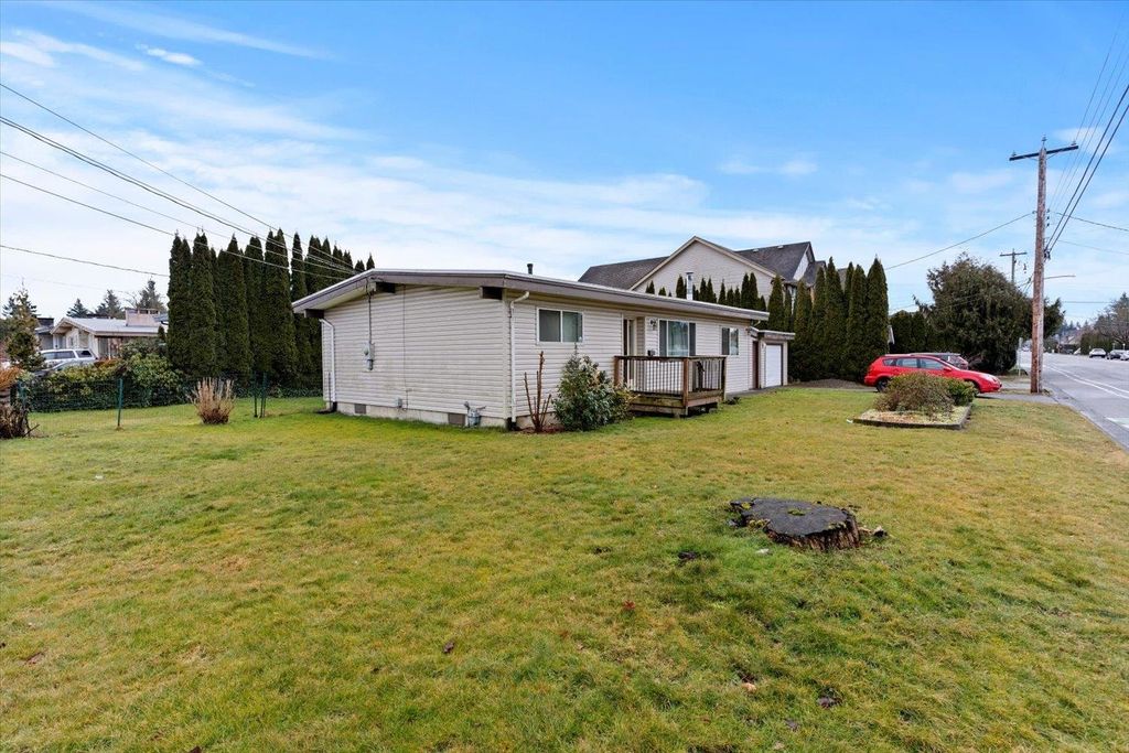 Photo of 9336 Broadway Street, Chilliwack, BC V2P 5V3 (MLS # R3107503)