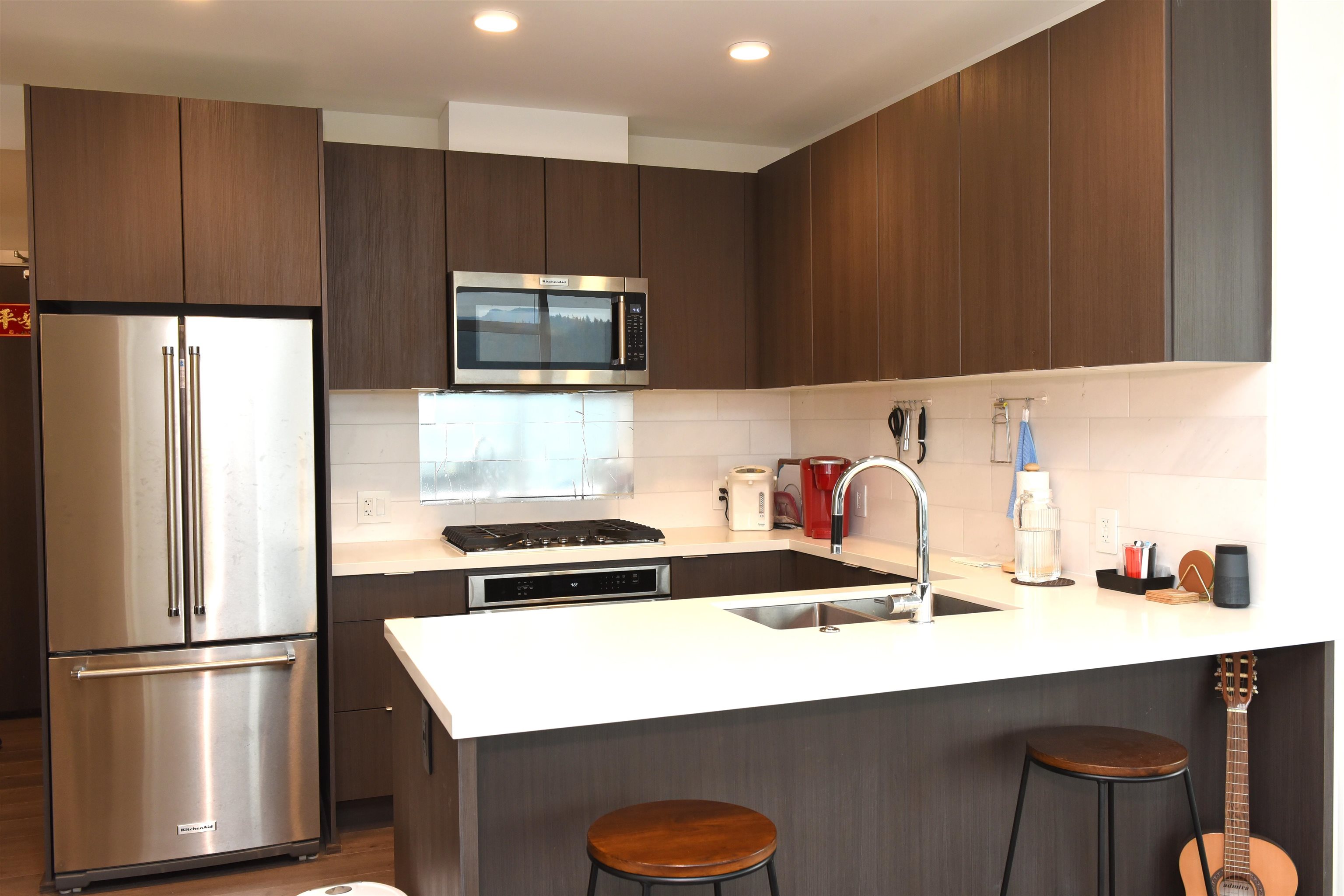 530 Whiting Way 2502