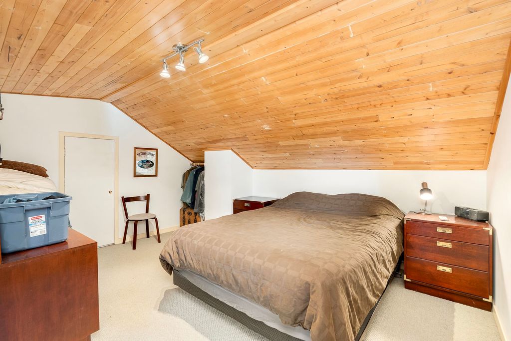 listing image 1109901778305160900