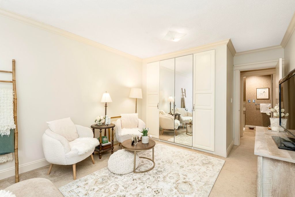 listing image 1104703152726253419
