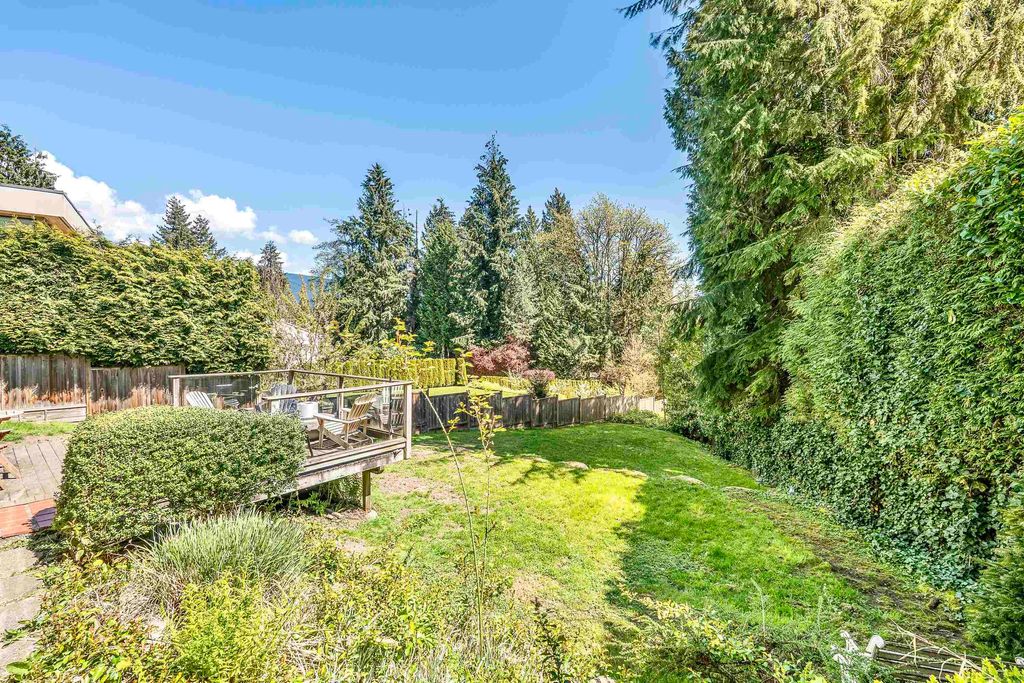 listing image 1109829273942663620