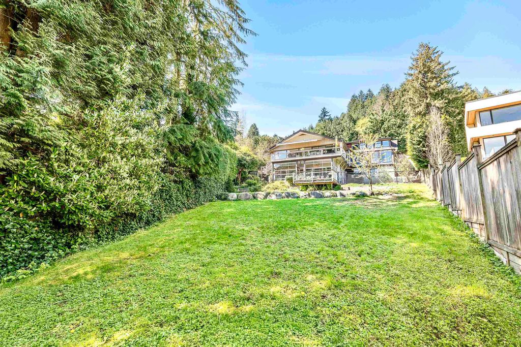 listing image 1103513298650125524