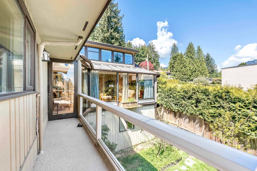 listing image 1102055879199096534