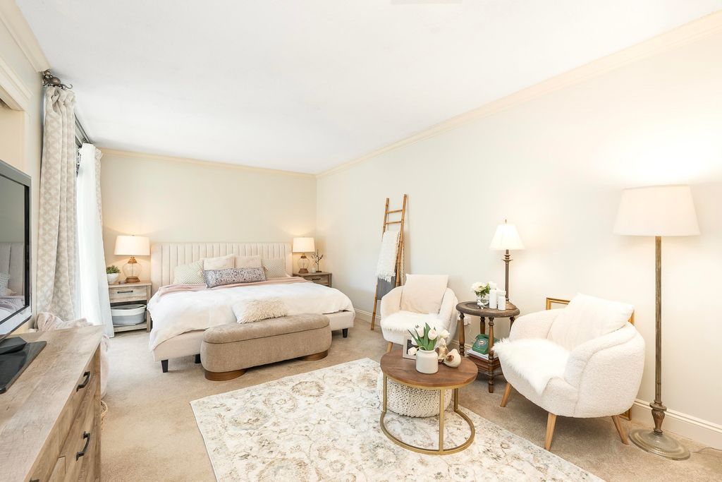 listing image 1104802018424434991