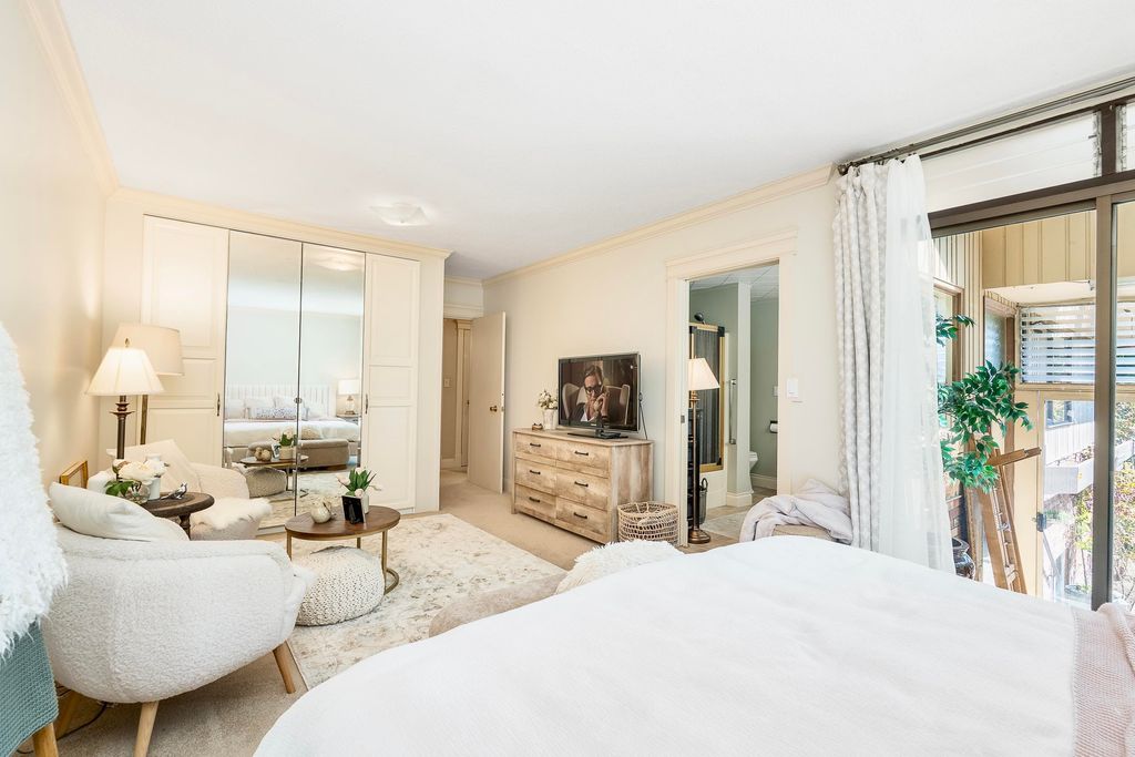 listing image 1107858589846201729