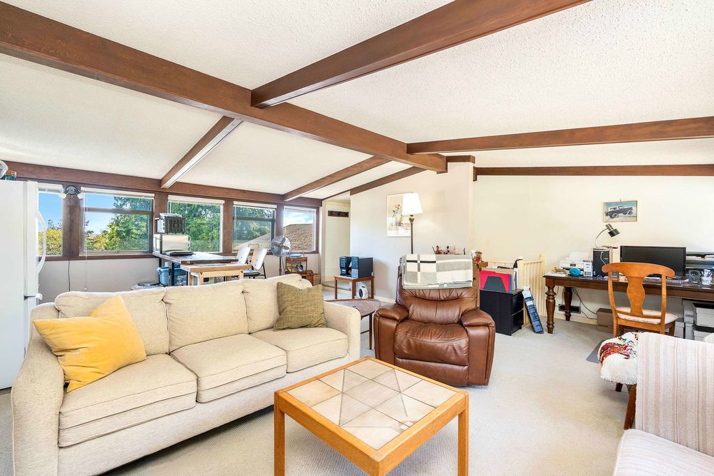 listing image 1102276318080158064