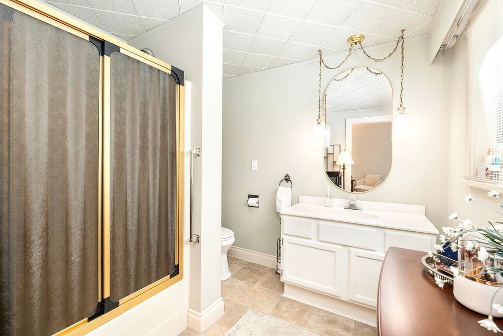 listing image 1105189714788037686