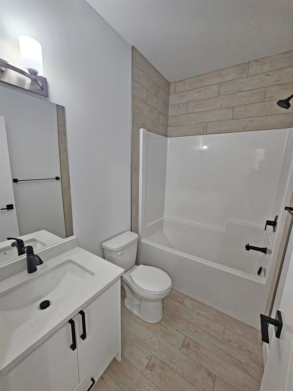 listing image 1103017986588029138