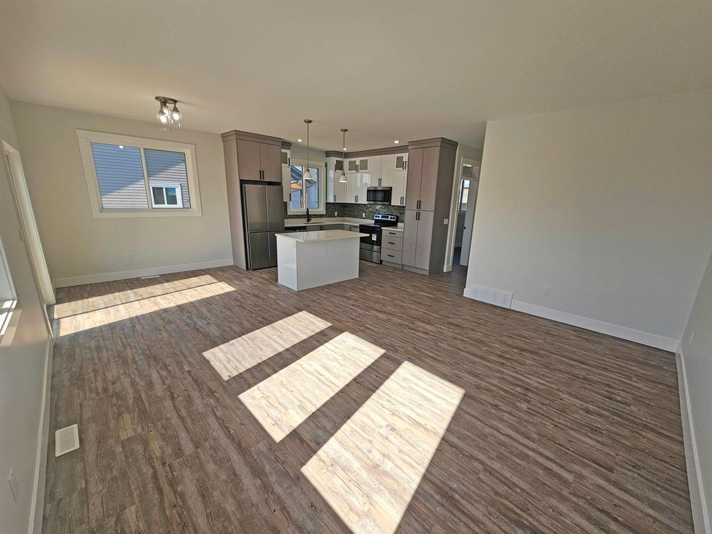 listing image 1108193550324427960