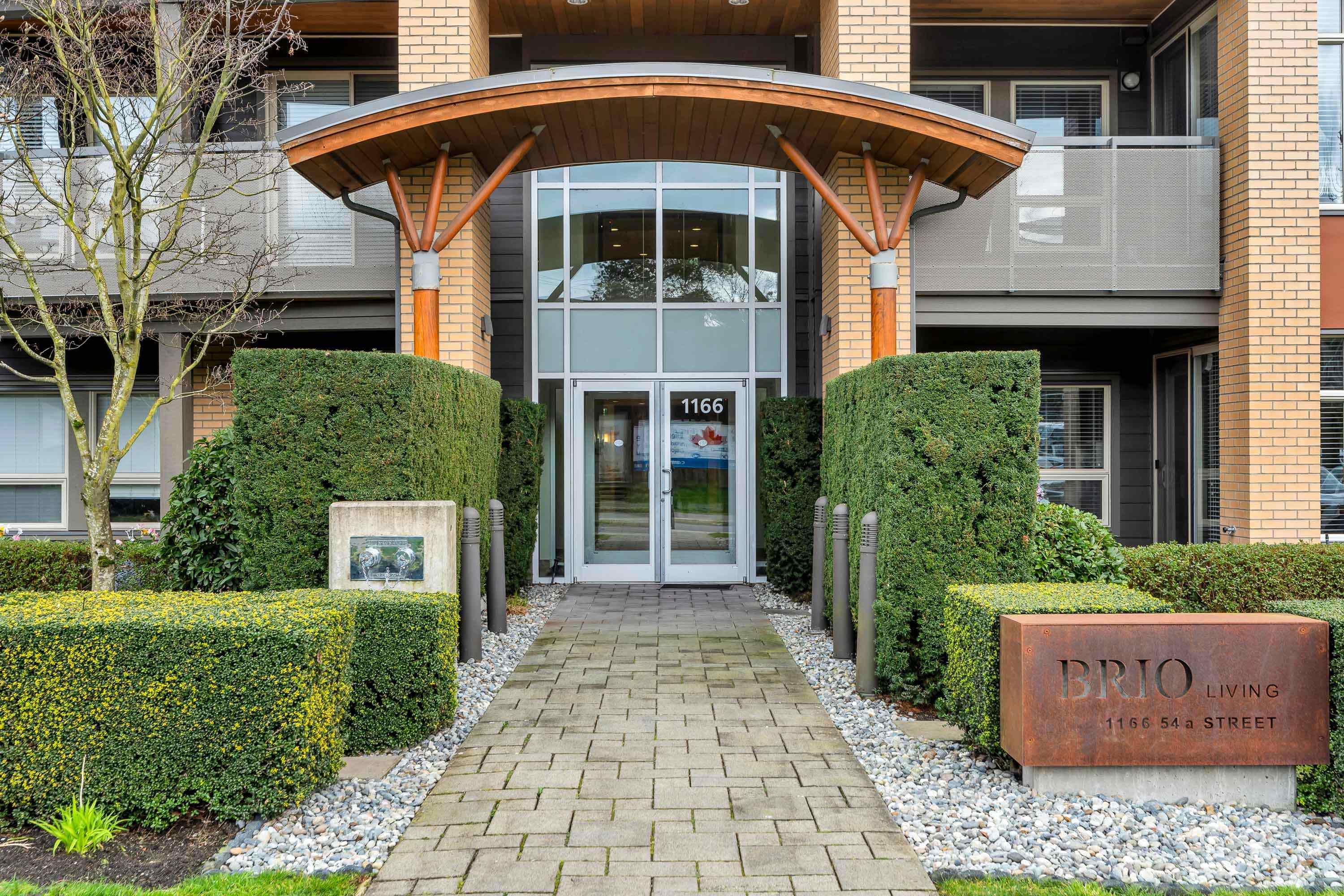 1166 54a Street 106