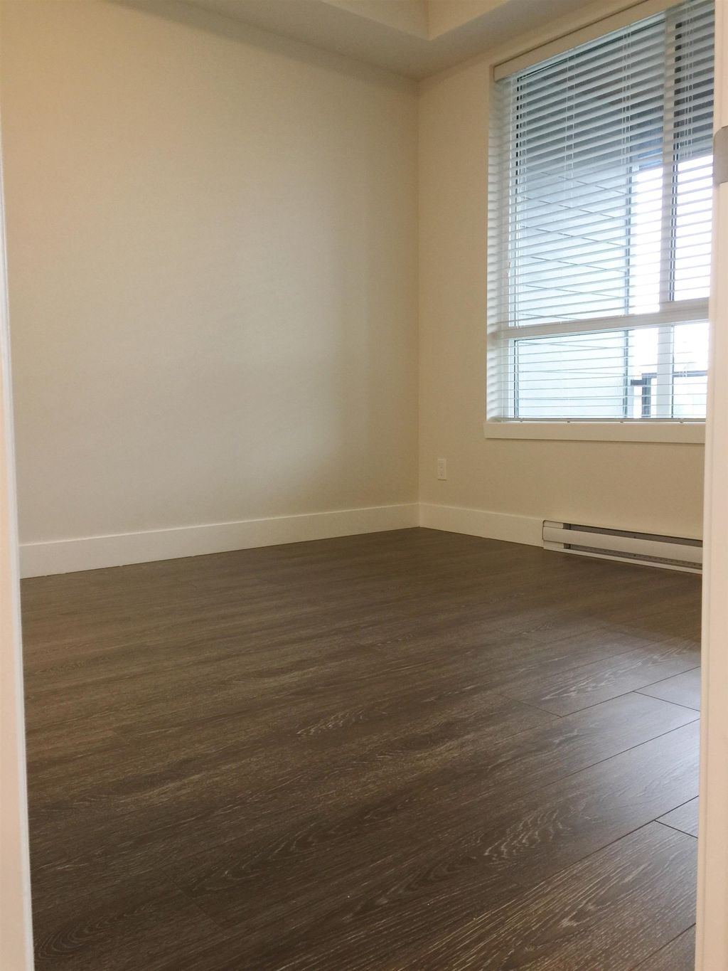 listing image 1105180698948864805