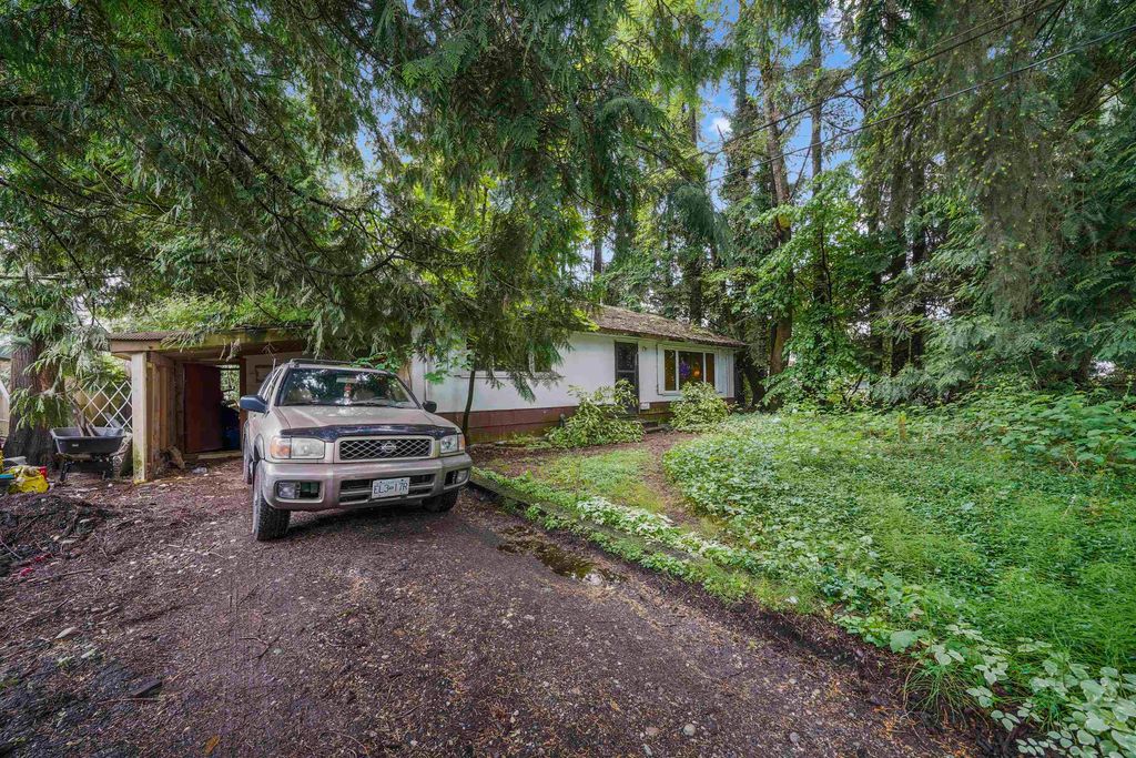 Photo of 14924 90a Avenue, Surrey, BC V3R 1B4 (MLS # R3114752)