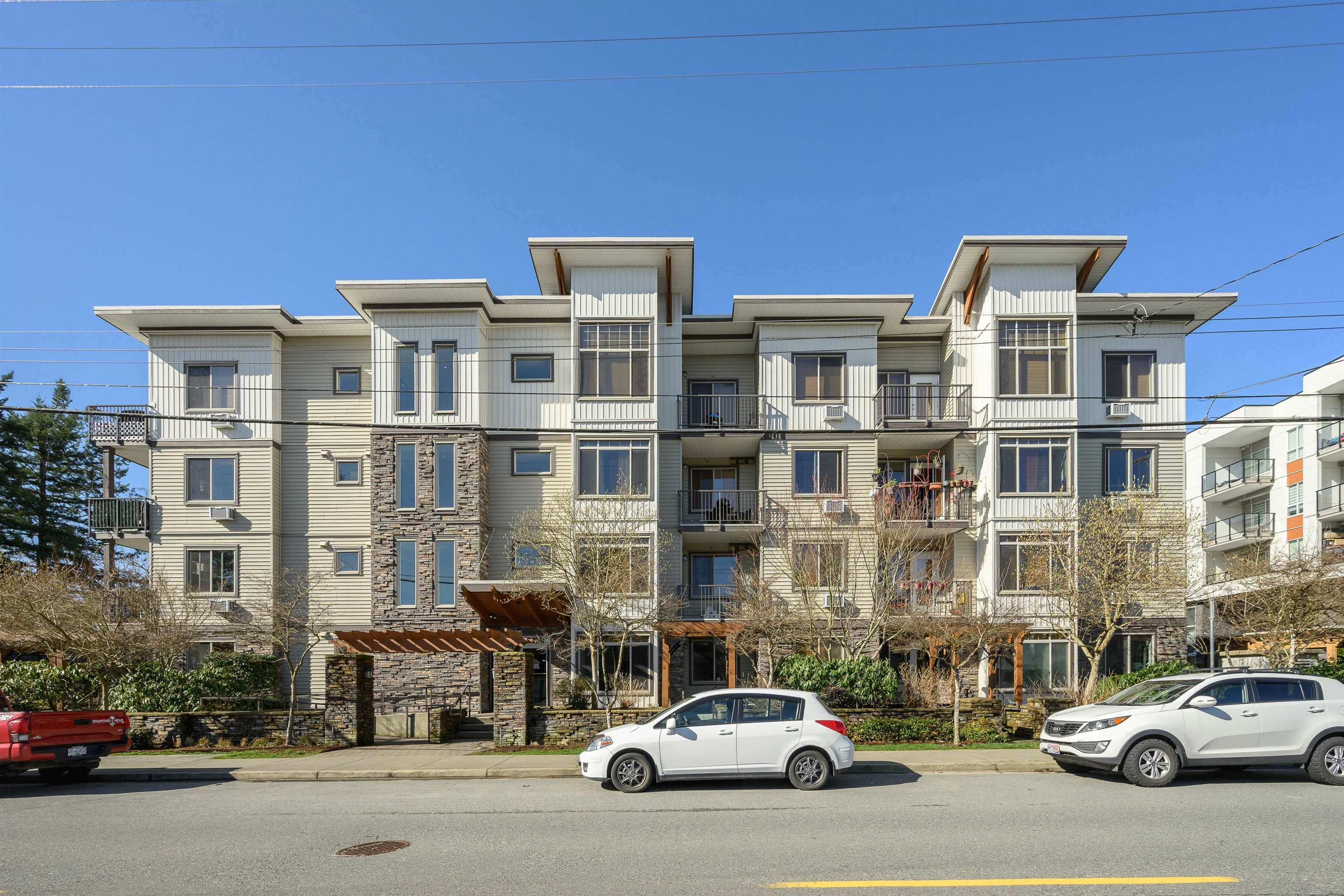 11887 Burnett Street 115