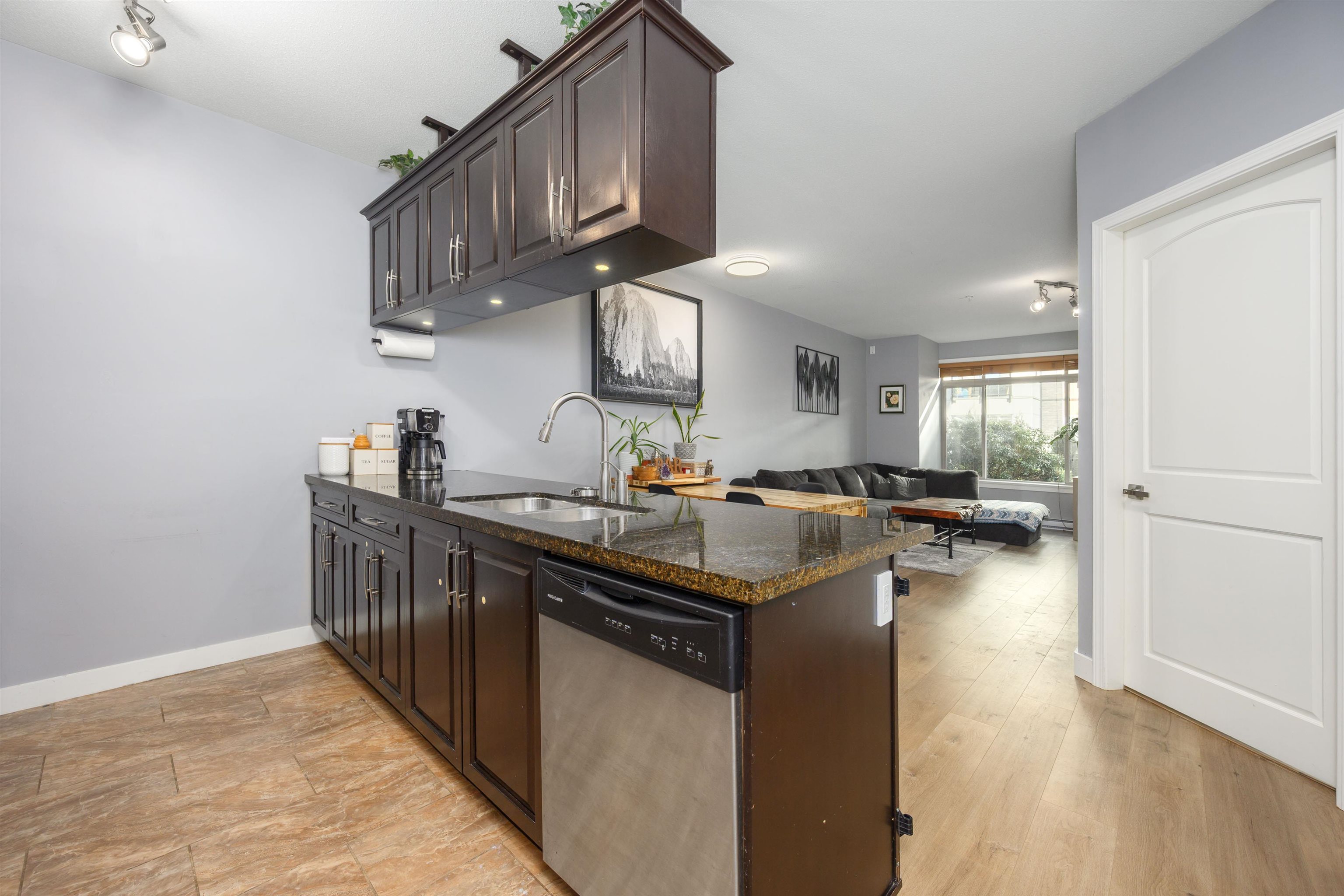 11887 Burnett Street 115