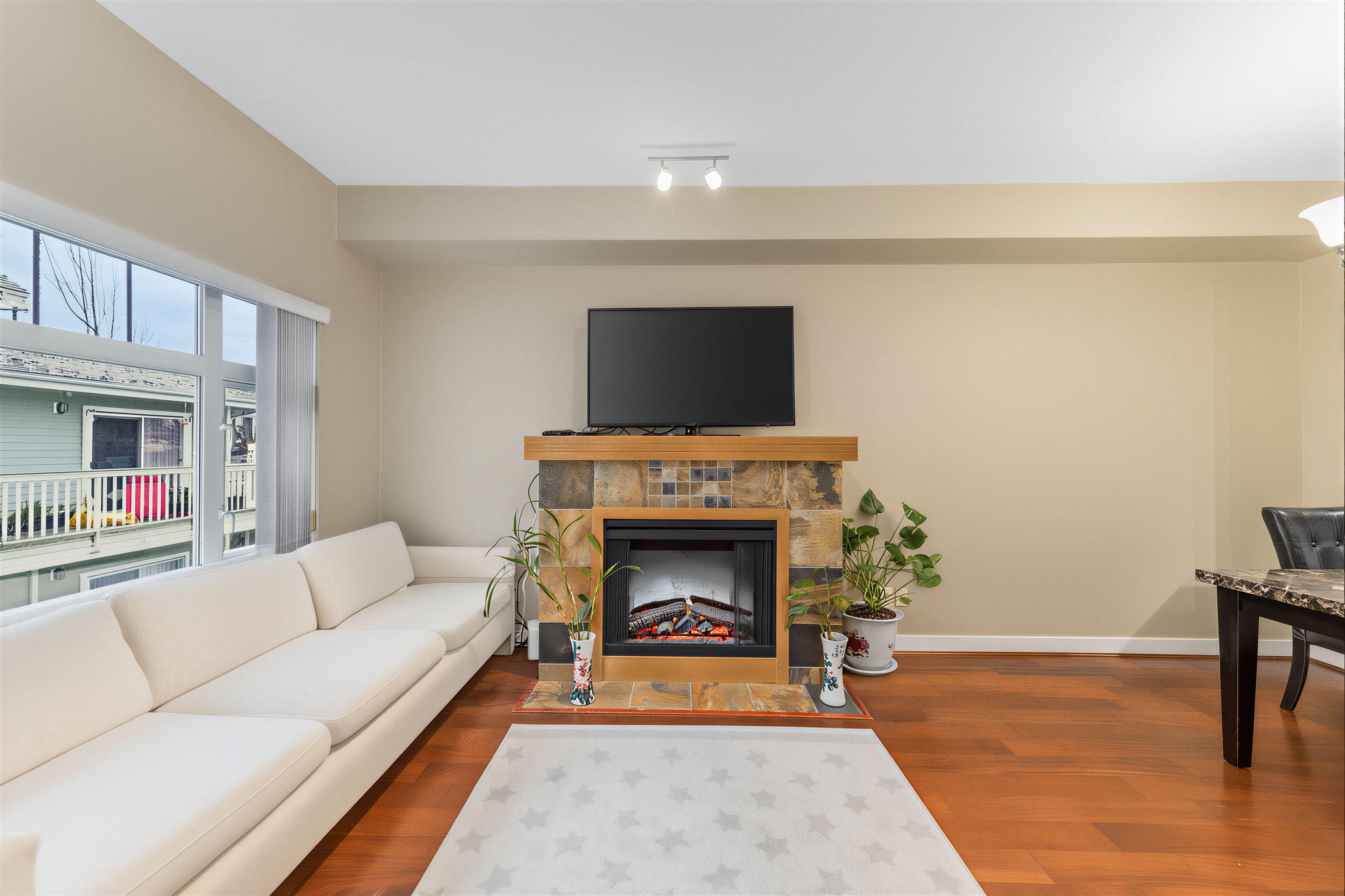 7388 Macpherson Avenue 36