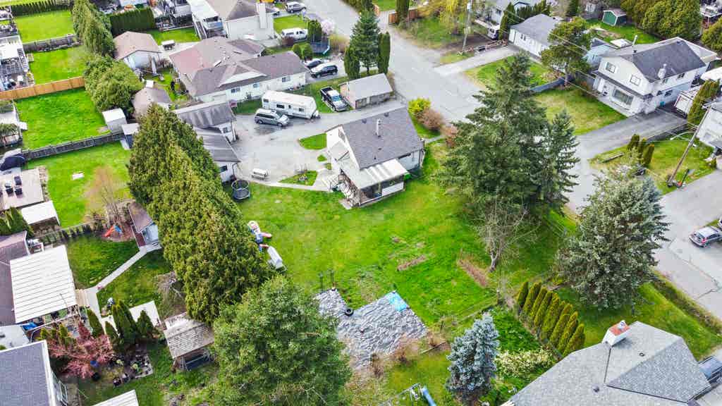 Photo of 20138 Lorne Avenue, Maple Ridge, BC V2X 1G1 (MLS # R3141957)