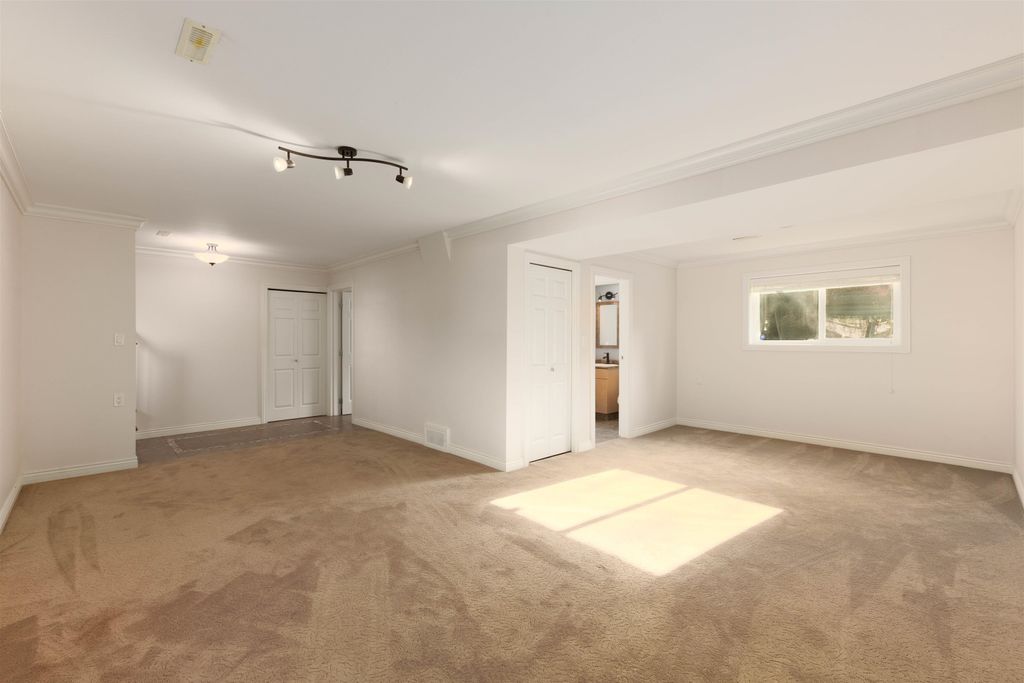 listing image 1107710171450073104