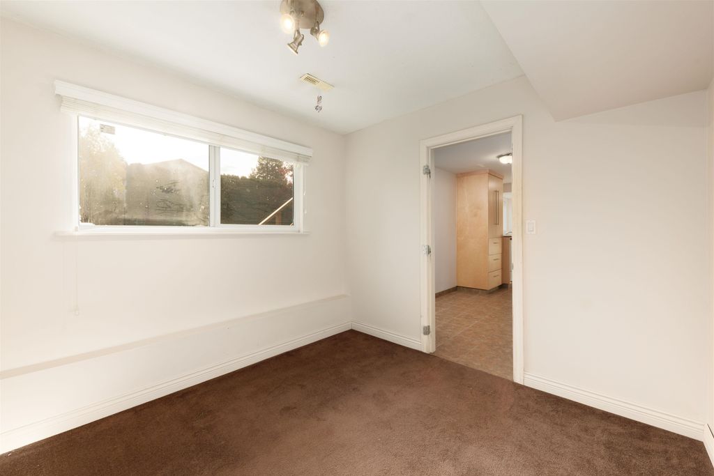 listing image 1101539708733764593