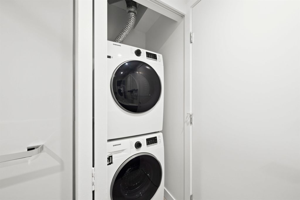 listing image 1108909794223939241