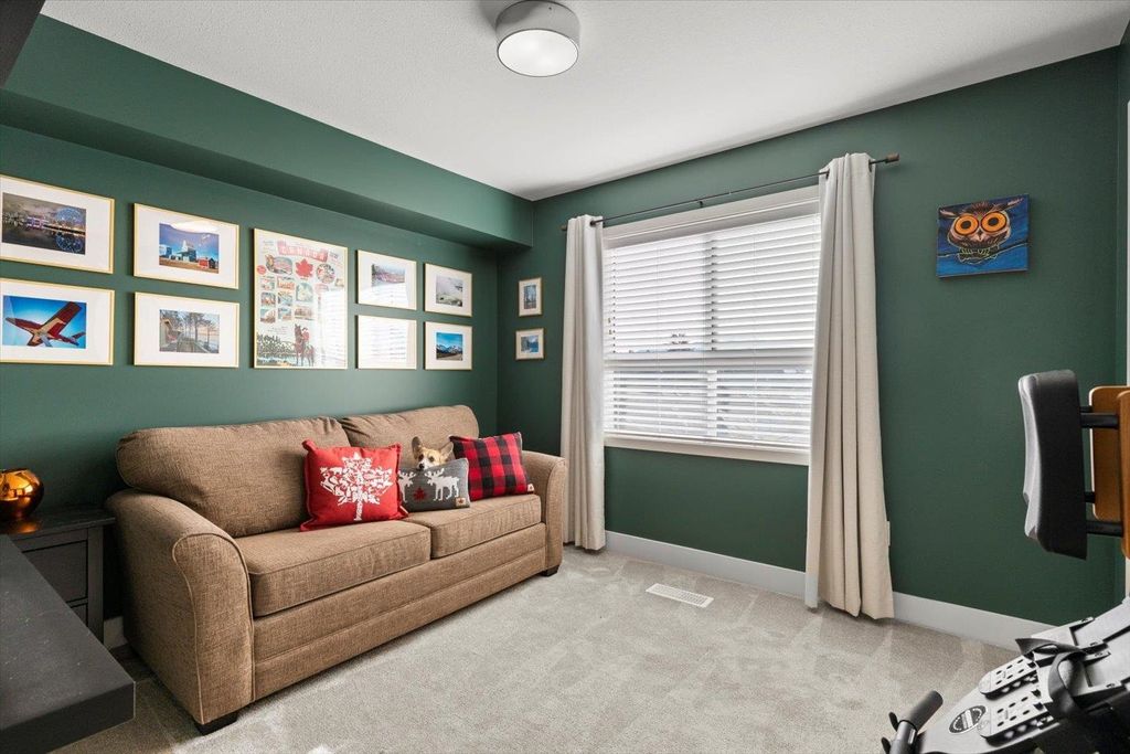 listing image 1109583669791219760