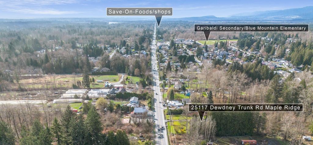 Photo of 25117 Dewdney Trunk Road, Maple Ridge, BC V4R 1X6 (MLS # R3109868)