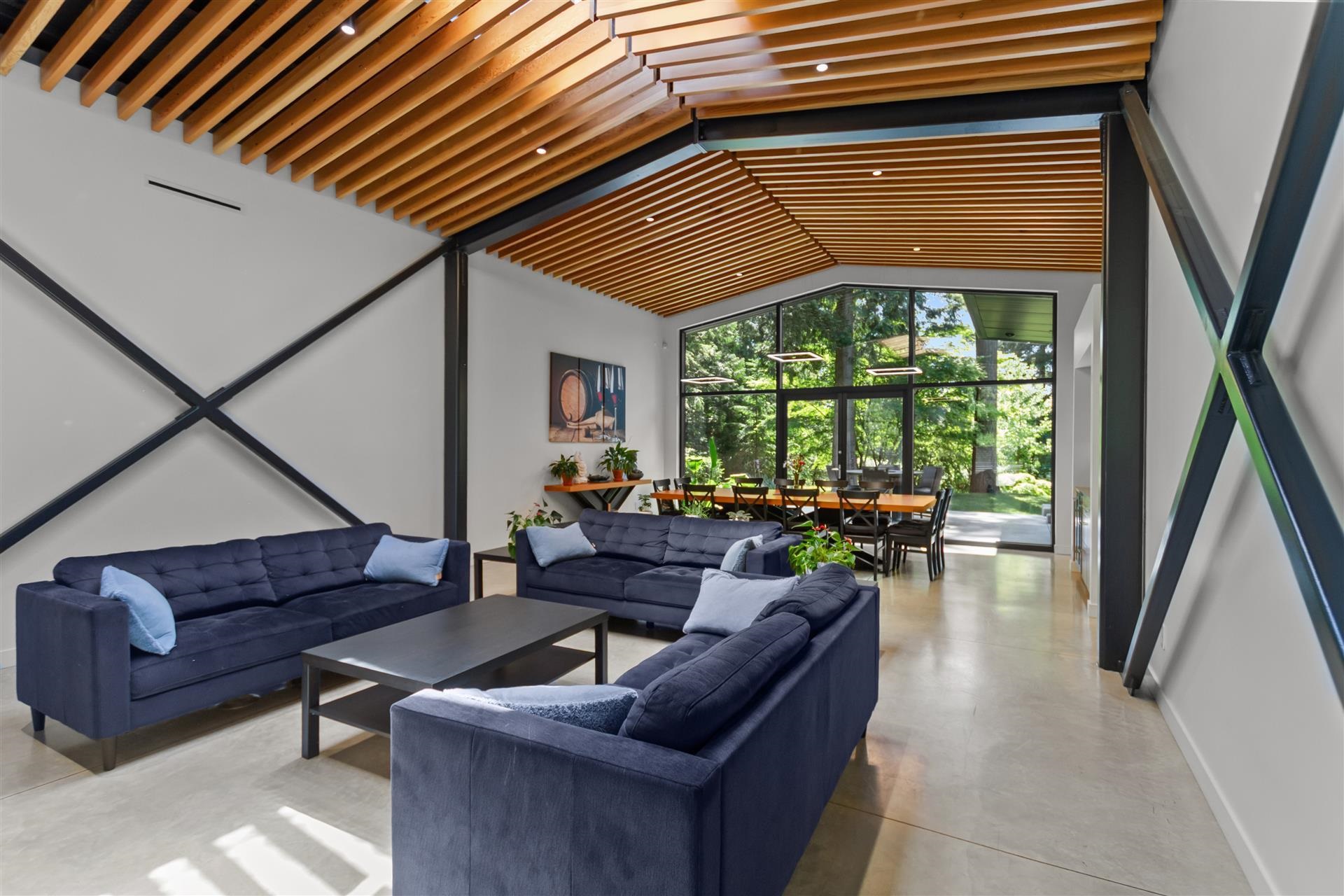 2409 Windridge Drive