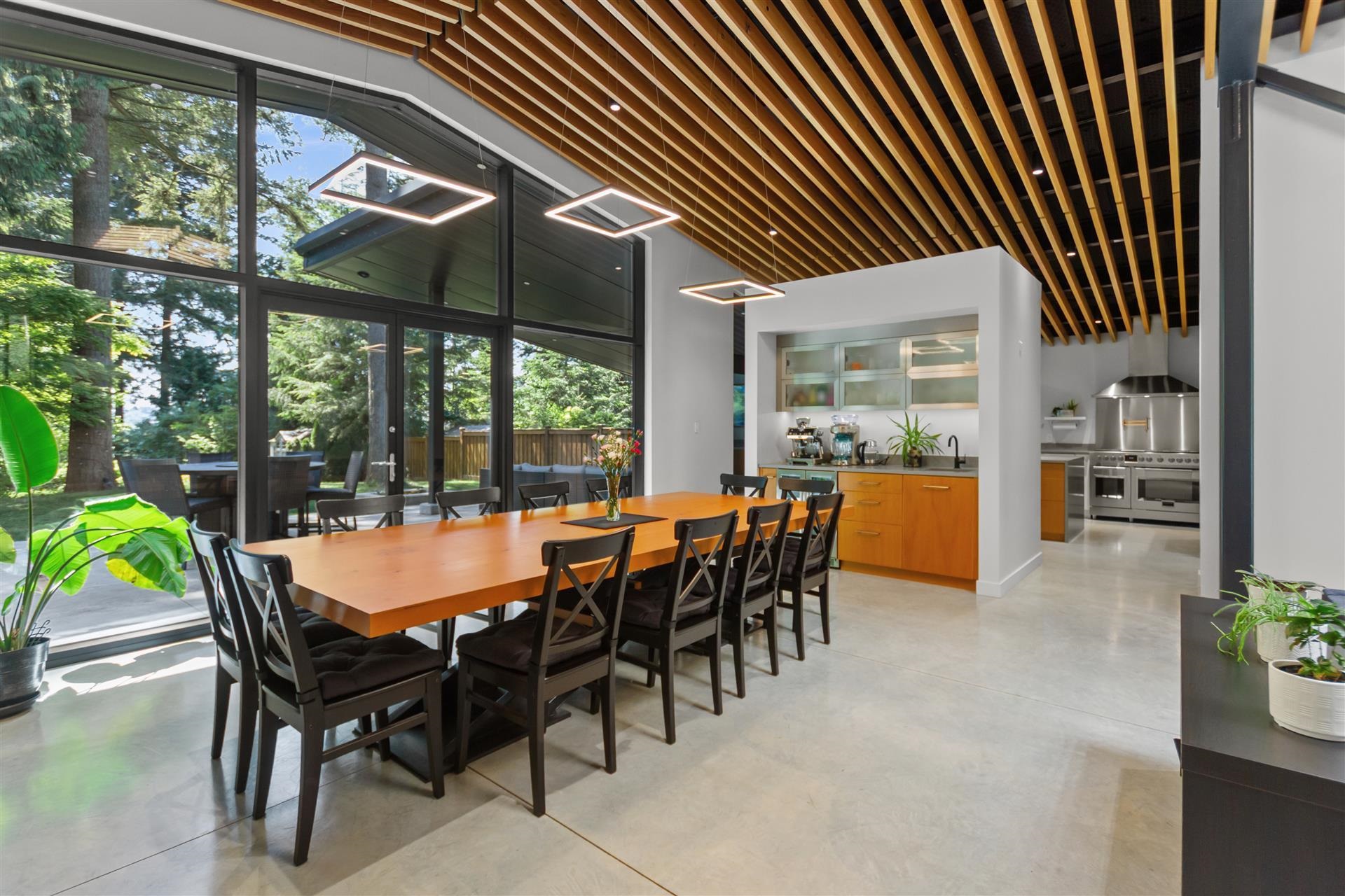 2409 Windridge Drive