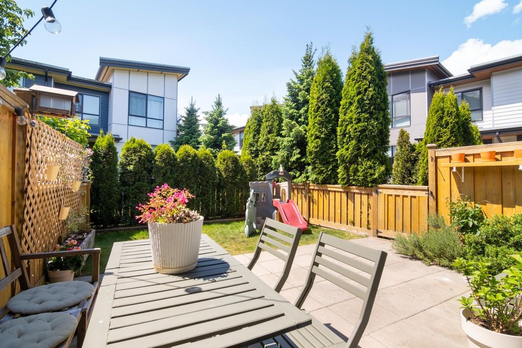 listing image 1104387953153740166