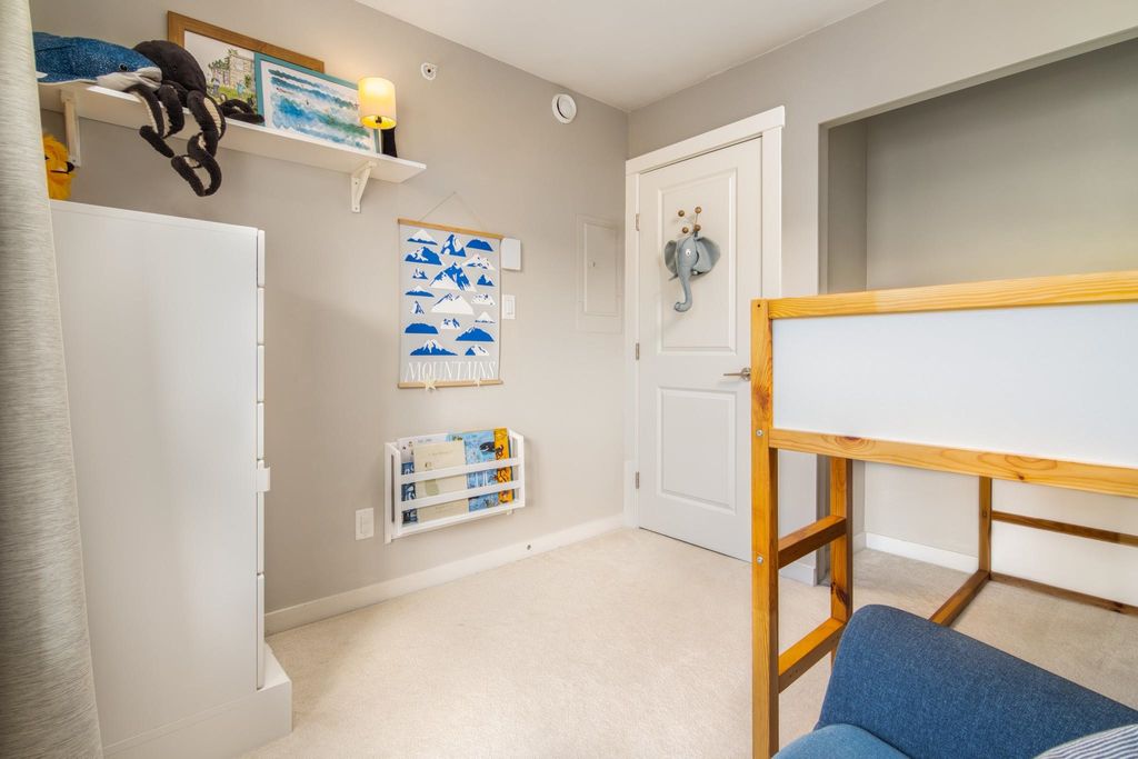 listing image 1105343751807550953