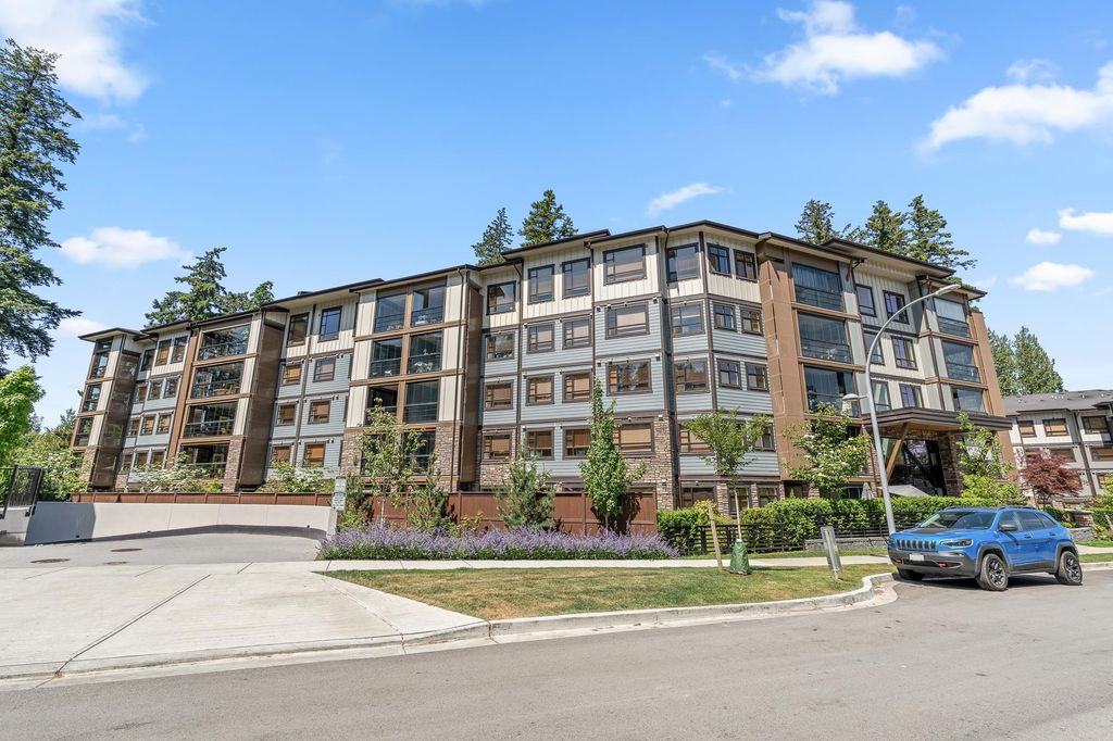 Photo of 3535 146a Street #304, Surrey, BC V4P 0H2 (MLS # R3131142)