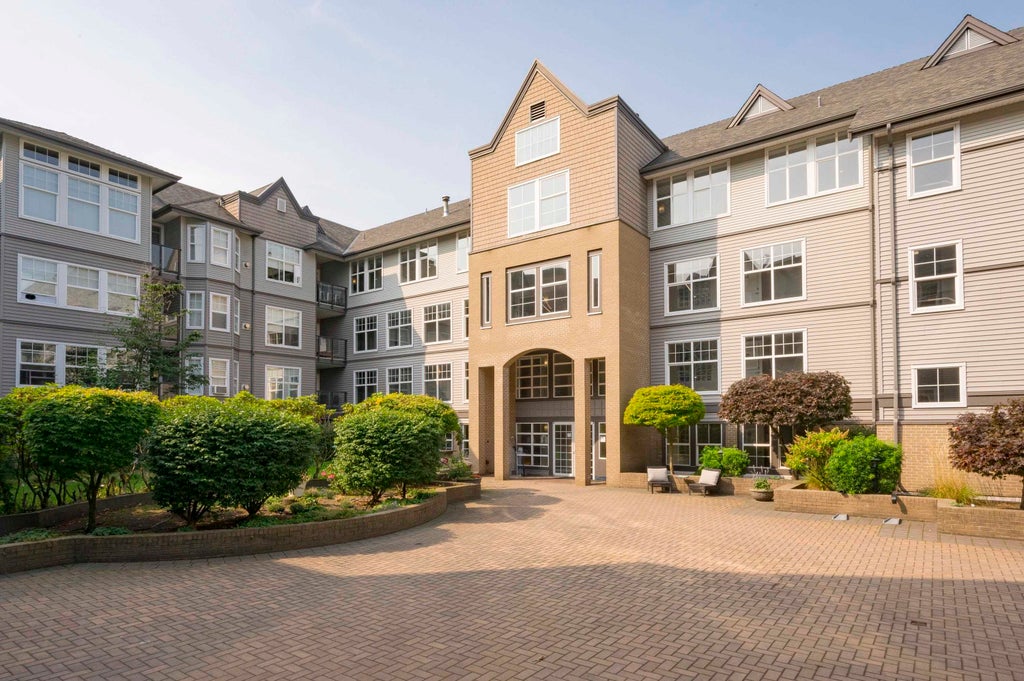 Photo of 20200 56 Avenue #303, Langley, BC V3A 8S1 (MLS # R3167579)