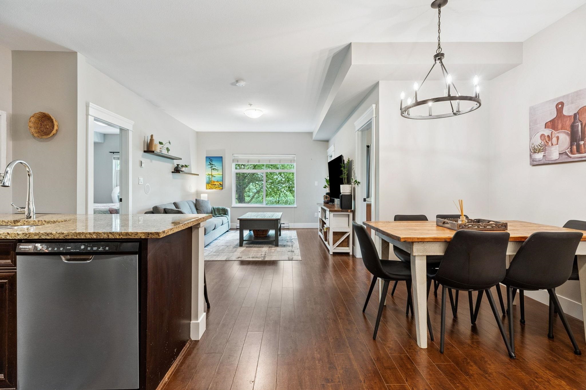 19530 65 Avenue 202