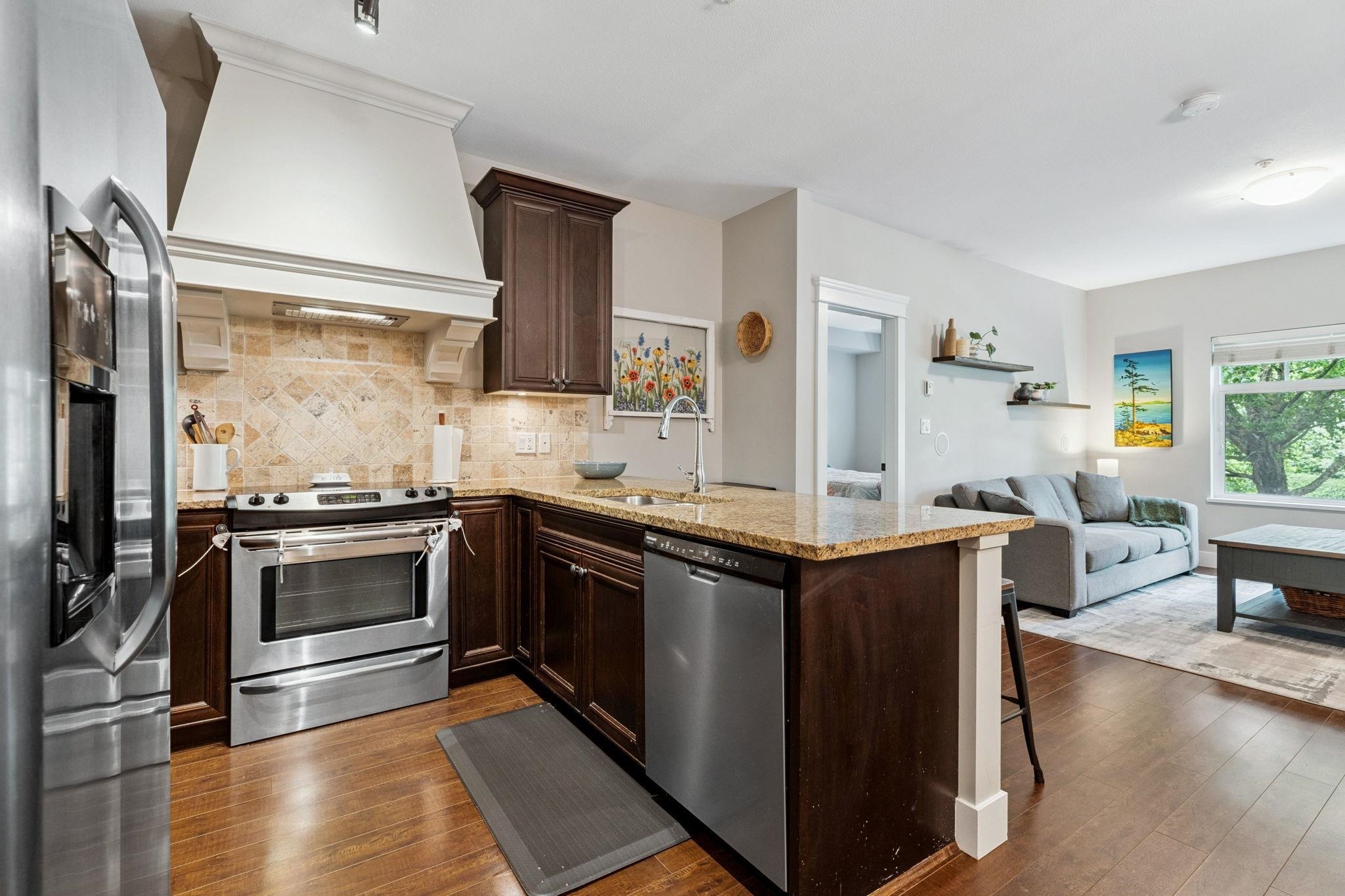 19530 65 Avenue 202