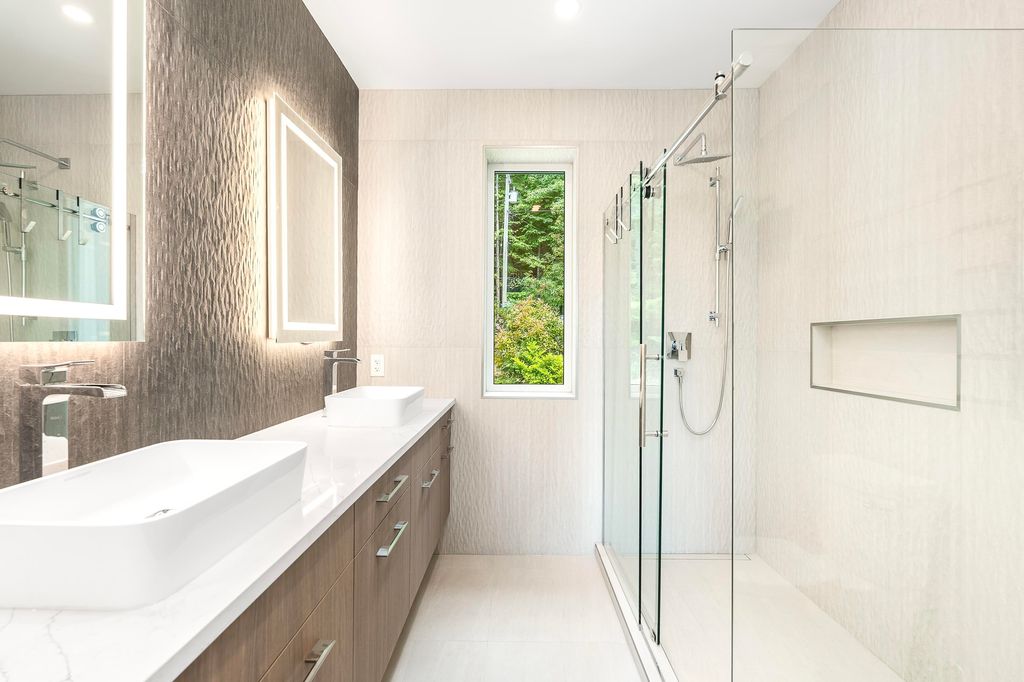 listing image 1105389224306048662