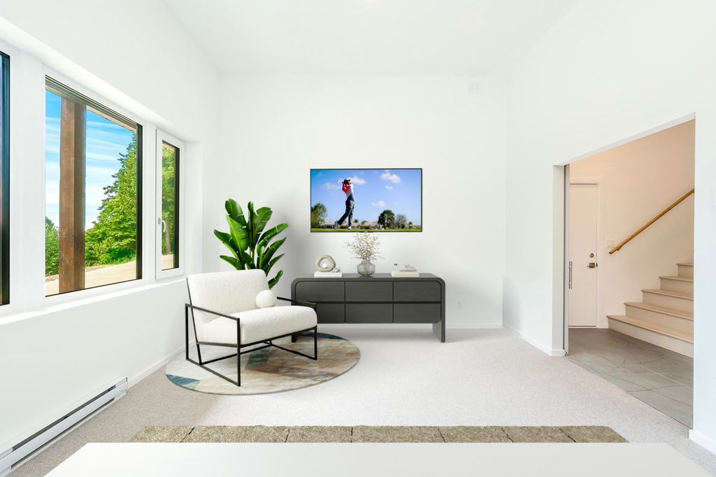 listing image 1102216852748592617