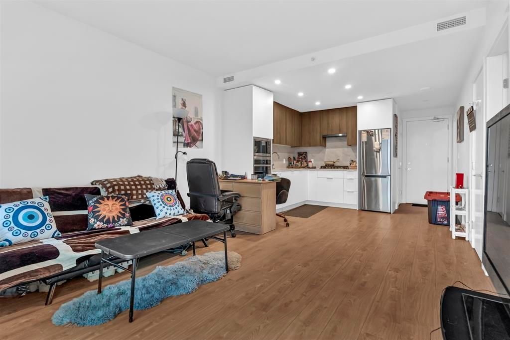 listing image 1100350160846525164