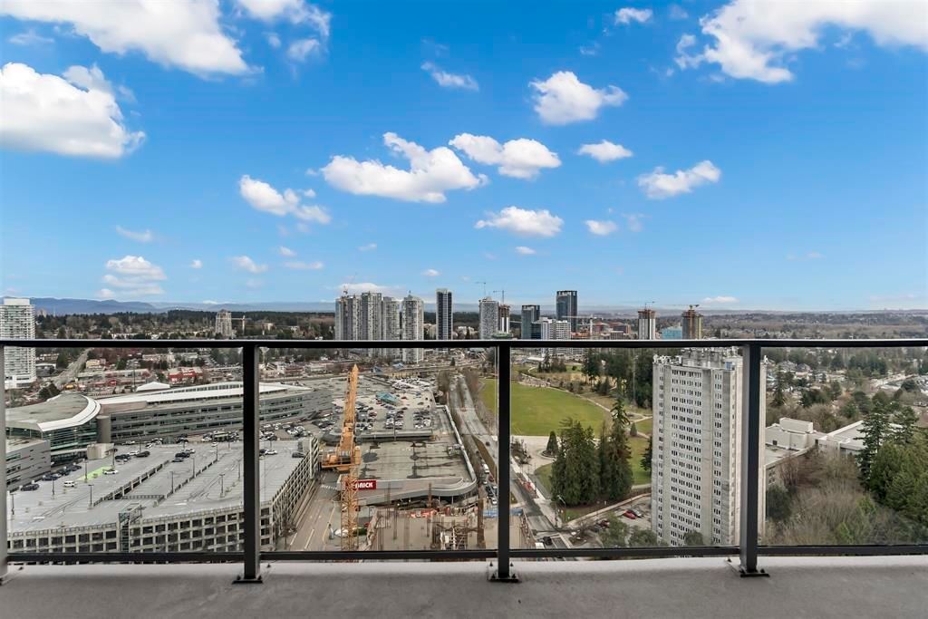 listing image 1102311320075148482