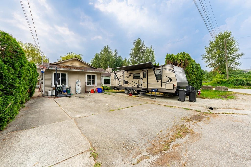 Photo of 20102 Ditton Street, Maple Ridge, BC V2X 9H4 (MLS # R3143223)
