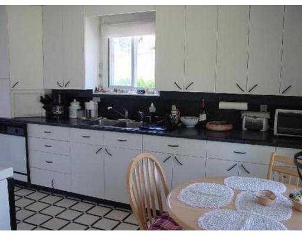 listing image 1101438760757554754